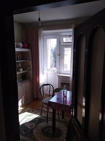 saray mtk satilan evler: Ceyranbatan, 3 otaqlı, Köhnə tikili, 76 kv. m — 2