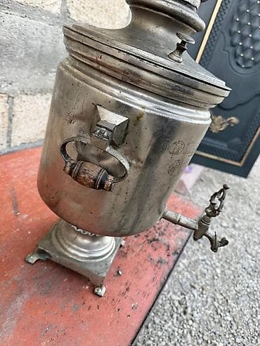 Heykəlciklər: Məhsul: Köhnə tip samovar (kömür/odunla işləyən) Təsvir: - Material — 4