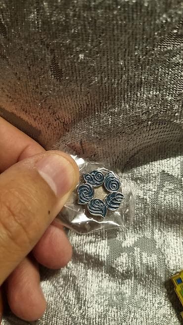 Аксессуары: Məhsul: Koleksiya nişanları (pinlər) dəsti Təsvir: - IAC 2023 Pin — 4