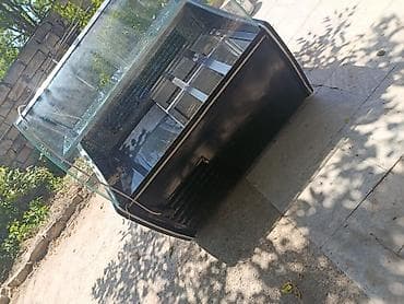 Vitrin dolabı.Təcili qiymətindən çox ucuz etdik.Yer bağlandığı üçün — 1