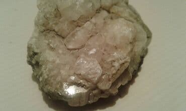 ayaq ustu saat: Mineral daş — 8