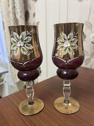 xurustal bakallar: Qədəhlər — 1