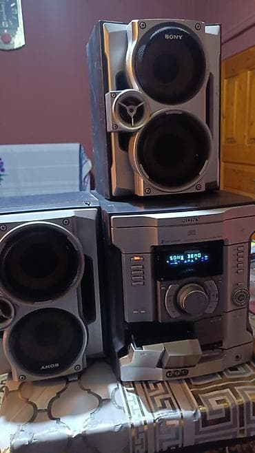 Sony mini Hi‑Fi audio sistemi Disk yeri qapagi acilmir bilmirem