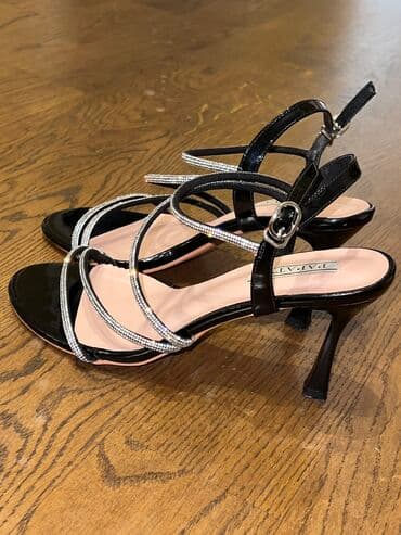 Ölçü: 39, İşlənmiş lalafo.az -da Ölçü: 39, İşlənmiş