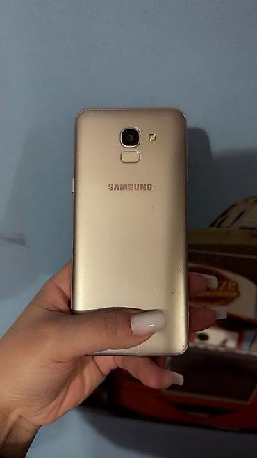 Samsung Galaxy J6, 32 GB, rəng - Qızılı, İki sim kartlı — 2