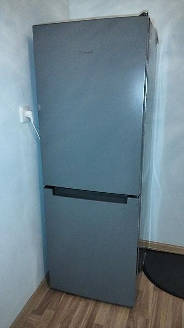 2 qapılı Indesit Soyuducu Satılır, rəng - Boz — 1