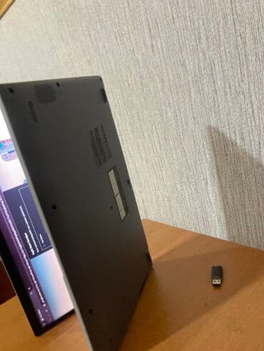 telefon samsung a8: Salam notebook asus 1tb yaddaş var təzə alınıb 9-10 ay olar nağd — 9