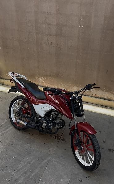 225 40 18: Tufan - M50N, 80 sm3, 2024 il, 40000 km — 2