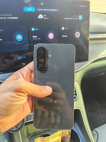 internet modem 5g: Samsung Galaxy A56 5G, 256 GB, rəng - Gümüşü — 2