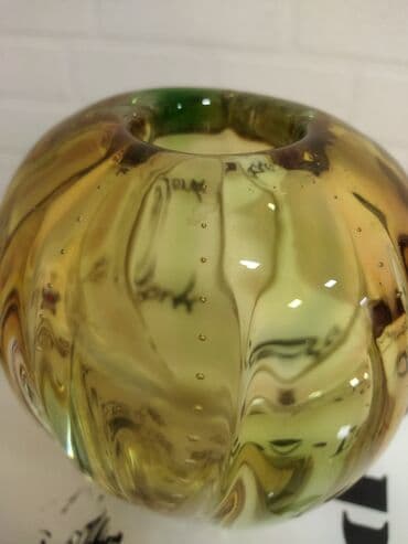 toy gülləri: Bir vaza, Bogem şüşəsi — 2