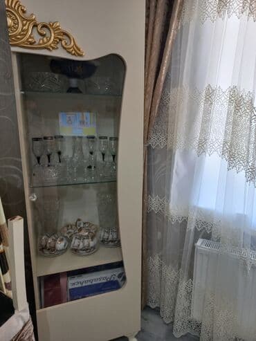 угловой шифоньер в спальню: TV altlığı — 2