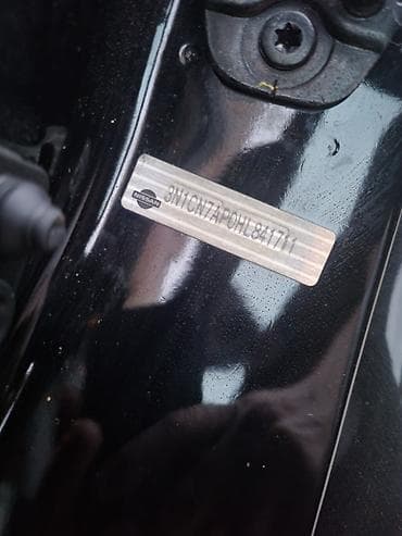 Avtomobil satışı: Nissan Versa: 1.6 l | 2017 il Sedan — 5