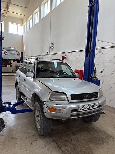 yalquzaq moto: Toyota RAV4 avtomobili. Ekatek mator remen qırılıb. il-1996 — 4
