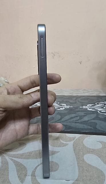 realme gt master: Samsung Galaxy A17, 256 GB, rəng - Boz, İki sim kartlı — 1
