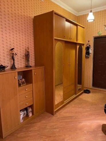 çiçək qəsəbəsi: Sabunçu rayonu,Bakıxanov qəsəbəsi,Bakıxanov ticarət mərkəzinin yanı.11 — 2