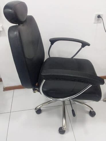 işlenmiş mebeler: Təkərli, Qolları tənzimlənmir, Süni dəri — 2