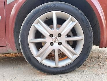Колесо Renault 235 / 45 / R 17, 5 Болтов — 1