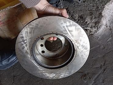 mersedes c klas: Salam bmw E90 üçün ön aparnular.Təptəzədi istifadə — 2