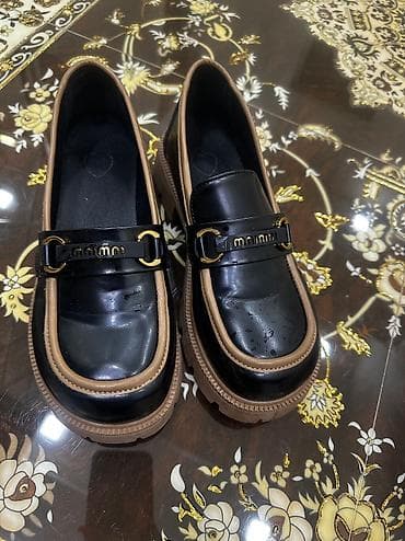 qadin ayaqabisi: 130 manata alinib temiz kojadir ayaqqabi coxdur deye satilir — 6