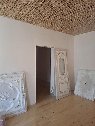 28 may qesebesi ev satilir: Maştağa qəs. 4 otaqlı, 100 kv. m, Kredit var, Yeni təmirli — 6