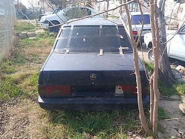 baz 2106: Maşın: Kağan (sedan) Kuzov: 4 qapılı, tünd mavi rəng Yanacaq: Benzin — 3