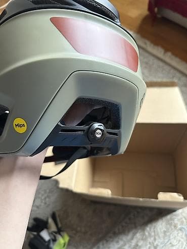 veli: FOX Proframe full-face dağ velosipedi dəbilqəsi 450 azn alinib kaska — 7