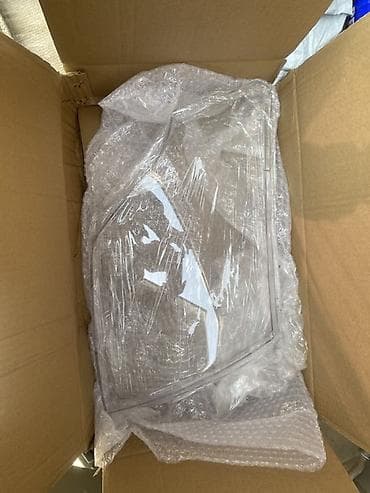 Sağ, Yaxın və uzaq vuran işıqlar Mitsubishi, 2010 il, Analoq, Çin, Yeni