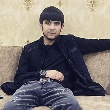 Salam is axtaram ozum xirdlanda qalam fehlelik de olsun moyka isi de