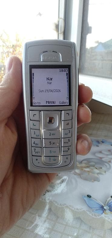 Nokia rəng - Gümüşü, Düyməli