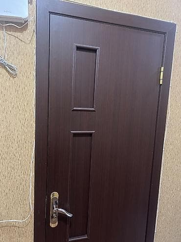Təmir və tikinti: İşlənmiş Otaq qapısı 80x205 sm Ünvandan götürmə — 2