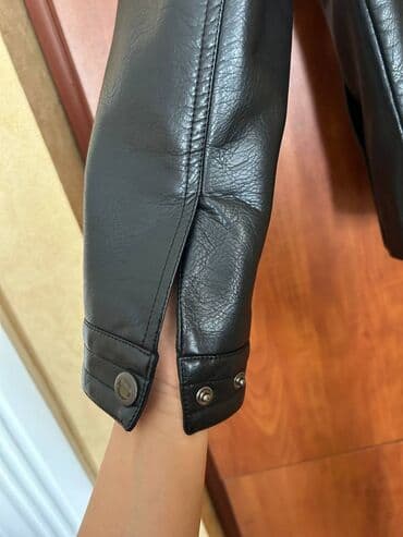 kişi dəri godəkcələr: Qara ceket/kojanka Tebii deridendir Razmeri S Geyinilməyib (razmeri — 6