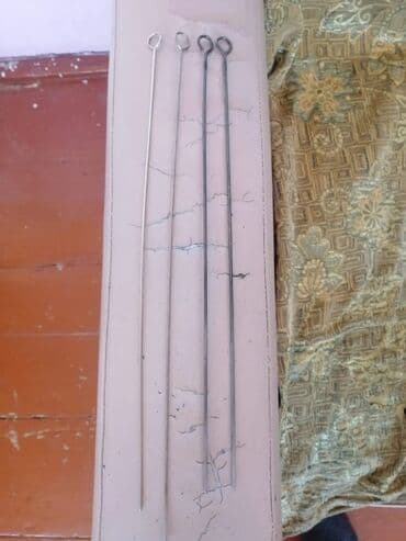 kabab şiş: Salam Aleykum Toxunmalıq Millər satılır. 4 ədədi 20 man. Yun corab — 2