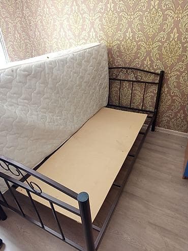 İşlənmiş, Təknəfərlik çarpayı, Bazasız, Matras ilə, Siyirməsiz — 2