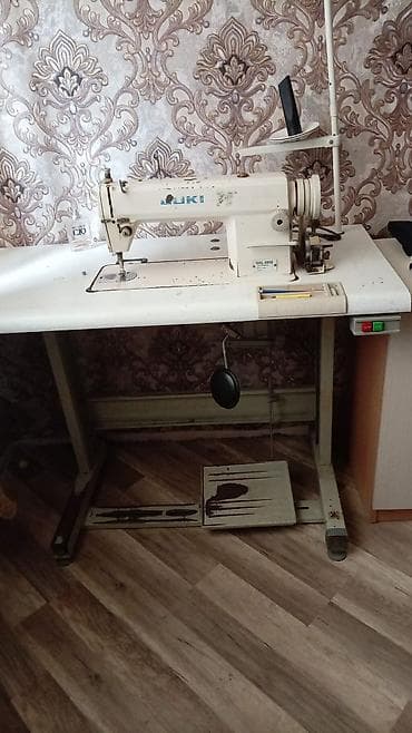 Elektronika: Məhsul: Sənaye tikiş maşını JUKI DDL-5550 Təsvir: - JUKI DDL-5550 düz — 1