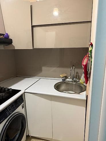 ders stolu: Mətbəx mebeli dəsti - Üst və alt modul şkaflar: parlaq bej/qəhvəyi — 2