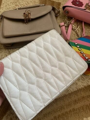 kişilər üçün trusu dəsti: Qadın çanta dəsti – 4 fərqli model
Hamısı birlikdə 12 azn — 5