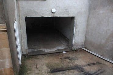 evler bineqedide: Sabunçu rayonu Sabunçu körpüsünə yaxın 3 mertebeli ümumi sahəsi 230 — 27