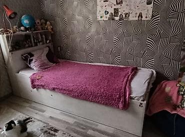 tek divan: Oğlan və qız üçün, Çarpayı, Bazalı, Matras ilə, Siyirməsiz — 2
