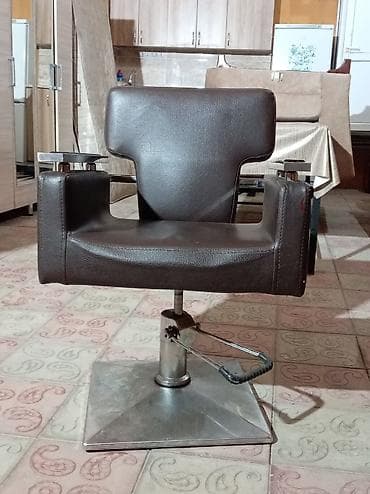 ber ber ustolu: Saş kəsimi kreslosu — 9