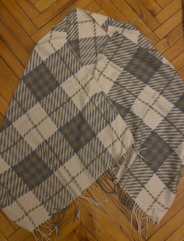 Digər qadın geyimləri: Məhsul: Naxışlı kvadrat şərf - Dizayn: Şərqin paisley motivləri və — 5