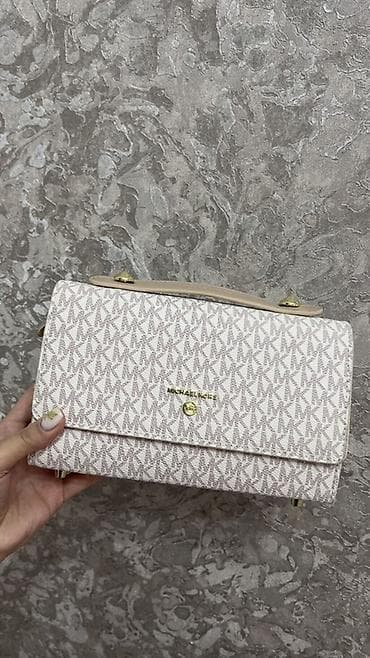 Çiyin çantası, Michael Kors, Yeni