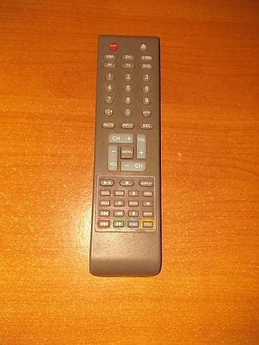 cinde internet paketleri: Divar üçün kompakt LCD TV + pult - Təxmini 12–15 düym ölçülü, divara — 2