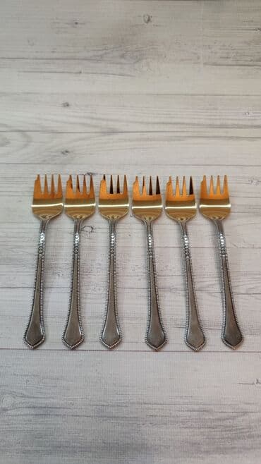 купить форза 4 на пс4: Tallin nöqtəli melixor tort vilkası İdeal vəziyyətdədir — 1