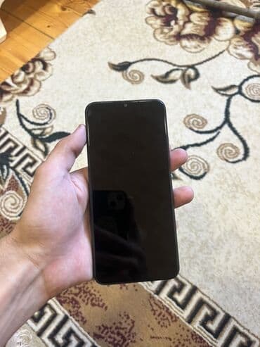 qabyuyan aliram: Oppo A18, 64 GB, rəng - Qara — 2