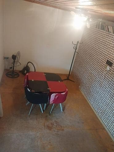 Kirayə otaqlar: Hər şəraiti olan səliqəli və rahat həyət evi kirayə verilir. ✔️ Su — 1