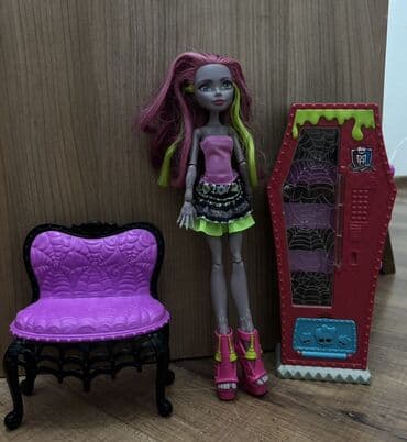 Oyuncaqlar: Monster High dəsti, tam original, daxilində bənövşəyi saçlı kukla Mari