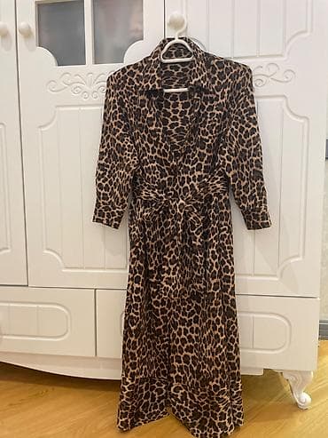 Zara don. XS ölçü Se də gedir. Yeni kimidir. Əlaqə üçün Whatsapp’a