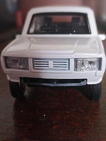 ikinci el yorgan: Hamsna Kim 30 Manat dese Satacam Məhsul: Ulduz formalı asma bəzəklər — 4