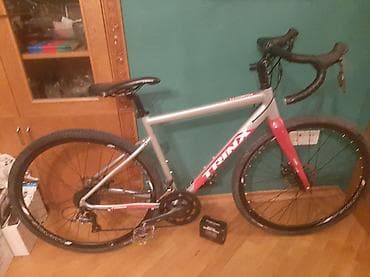 Trinx Climber 2.1 qravel tipli velosiped Trinx Climber 2.1 gravel — 2