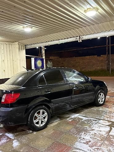 kia rio dizel: Kia Rio: 1.4 l | 2008 il Sedan — 4